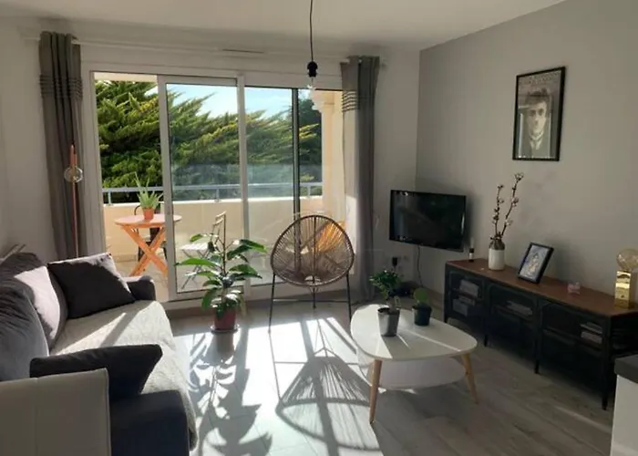 Avec Piscine A 300m De La Royal Park