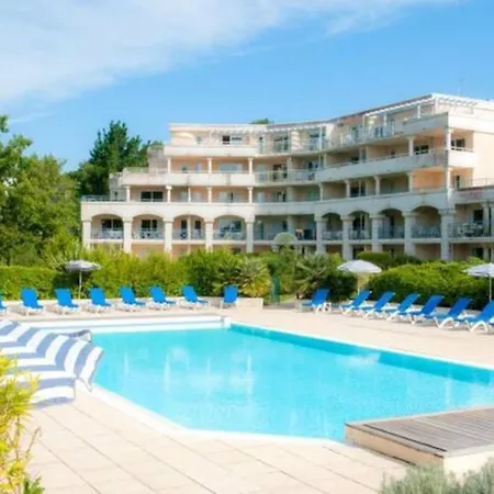 Appartamento Avec Piscine à 300m De La Résidence Royal Park